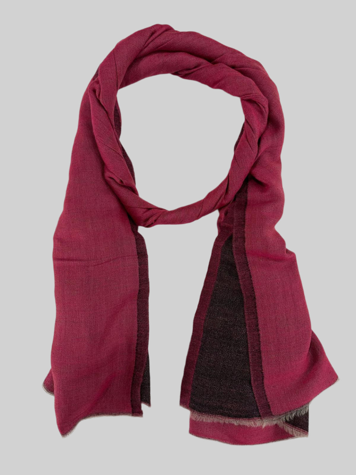 The Windsor Wool and Silk Scarf in Maroon
